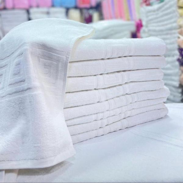 Good Quality White Cotton  Towel Large Size